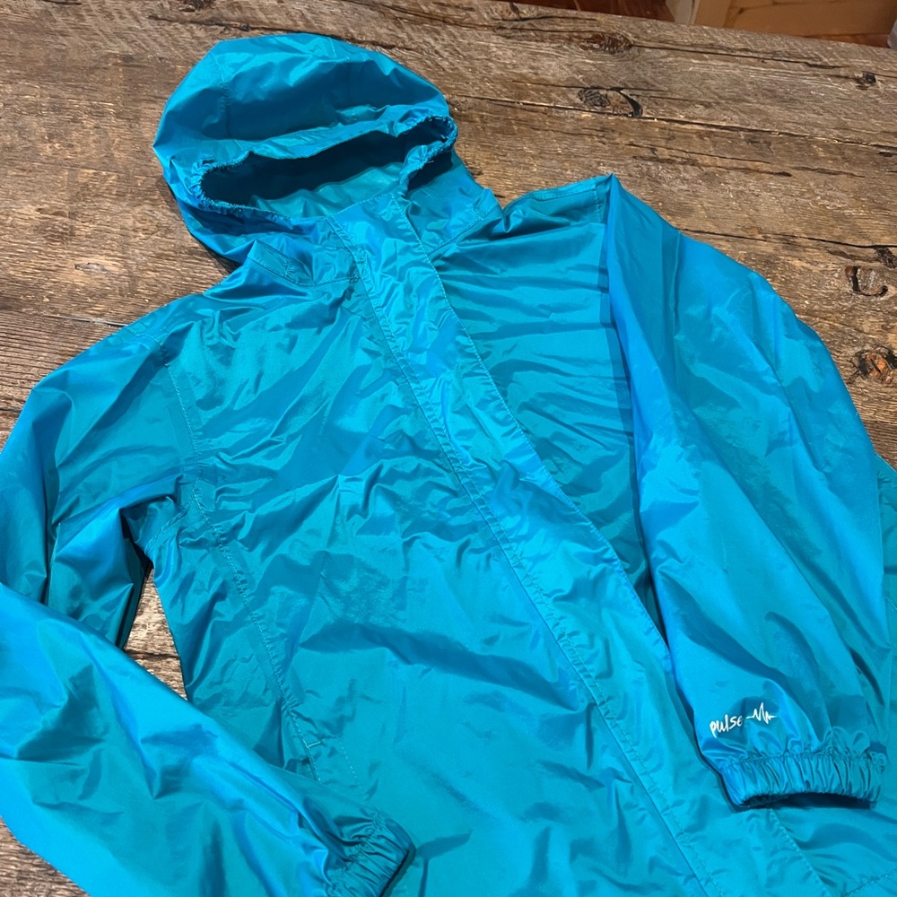 Youth Medium (10/12) Pulse Teal Rain Jacket